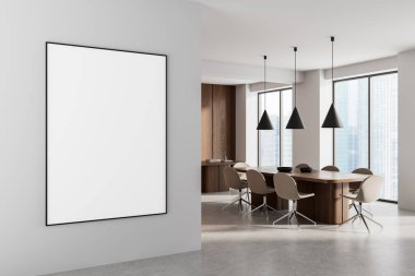 Modern ofis içerisindeki boş duvarda boş bir poster modeli, minimalist stil, beton zemin ve büyük pencereler, temiz tasarım kavramı. 3B Hazırlama
