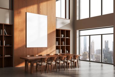 Modern toplantı odasındaki ahşap duvarda boş poster modeli var. Büyük pencereleri, ahşap mobilyaları ve şehir manzarası var. 3B Hazırlama konsepti