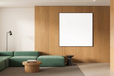 Ahşap duvarında boş poster çerçevesi olan çağdaş oturma odası, temiz minimalist mobilyalar ve modern düzen. 3B Hazırlama