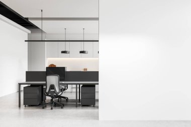 Modern ofis içi parlak mobilyalar ve büyük boş beyaz duvar, minimalist tasarım konsepti, parlak temiz arka plan, poster ya da düzen modeli. 3B Hazırlama