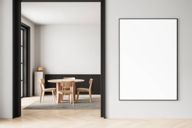 Çerçevelenmiş boş poster modeli modern iç mekanda ahşap yemek masası ve ışık zemininde sandalyeler olan temiz duvara asılmış, minimalist tasarım kavramı. 3B Hazırlama