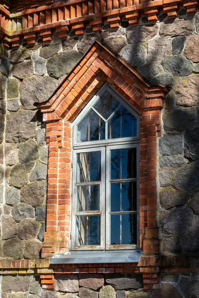 Wunderschöne Frühlingslandschaft Mit Ruinen Einer Alten Kirche Ehemalige Tnassilm Orthodoxe — Stockfoto