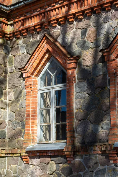 Prachtig Voorjaarslandschap Met Ruïnes Van Een Oude Kerk Voormalige Tnassilm — Stockfoto