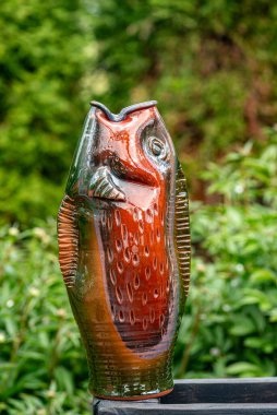 Dekoratif balık şekilli vazo, dekoratif toprak eşyalar, el yapımı, el işi konsept, iç malzemeler, ev ve bahçe dekorasyonu