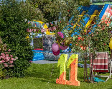 11 numaralı fotoğraf, doğum günü partisi, çeşitli tatil süslemeleri, parti