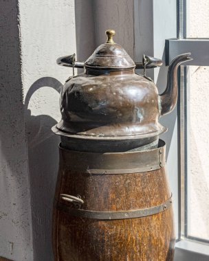 Tarihsel yemekler, iç tasarım, dekorasyonlar...