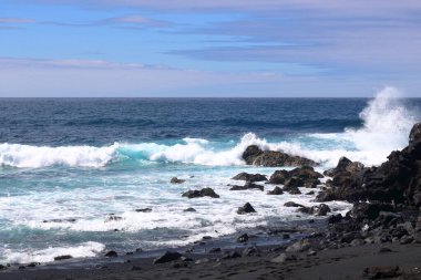 Lanzarote Volkanik Manzarası 'nda bir sahil, Kanarya Adaları, İspanya