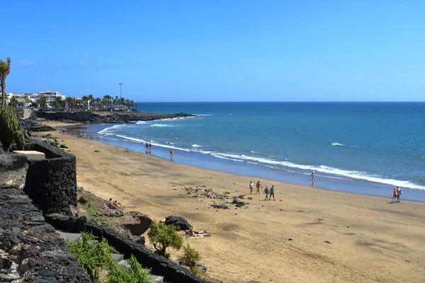 Março 2018 Lanzarote Ilhas Canárias Espanha Povo Desfruta Praia — Fotografia de Stock