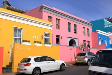 24 Eylül 2022 - Güney Afrika 'da Cape Town: renkli evlerle Bo Kaap Kasabası' nda yaşıyor
