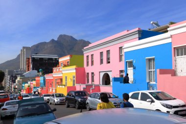 24 Eylül 2022 - Güney Afrika 'da Cape Town: renkli evlerle Bo Kaap Kasabası' nda yaşıyor