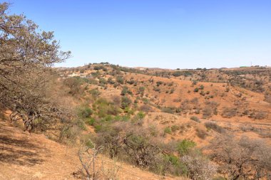 Umman 'ın kuzeyindeki Zufar Dağı manzarası.