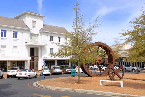 24 Eylül 2022 - Güney Afrika 'da Stellenbosch: Cape Town' da tarihi bir kasabada yaşıyor. Güney Afrika 'nın Batı Burnu Bölgesi