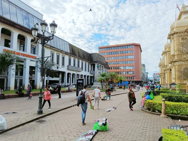 2023年3月16日 コスタリカのサンノゼ プラザ周辺の都市生活フアン ラファエル モーラ — ストック写真