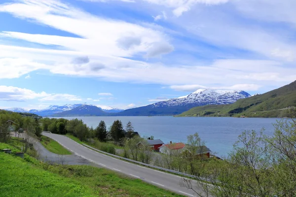 Vista Para Tjelsund Fjord Partir Ponte Tjelsund Ligando Continente Norueguês — Fotografia de Stock