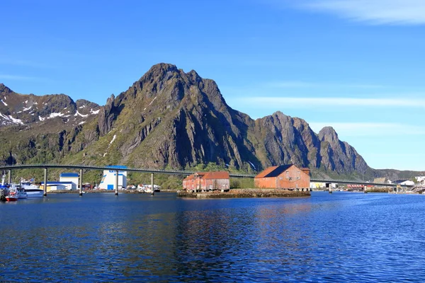 Maja 2022 Svolvaer Lofoten Norwegia Widok Miasta Wyspy Lofoten Piękny — Zdjęcie stockowe
