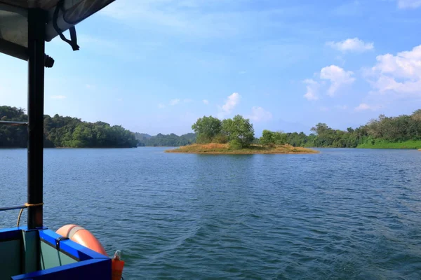 Jezero Před Přehradou Peruvannamuzhi Peruvannamoozhi Kuttyady Kuttiady Kuttyadi Kerala Indii — Stock fotografie