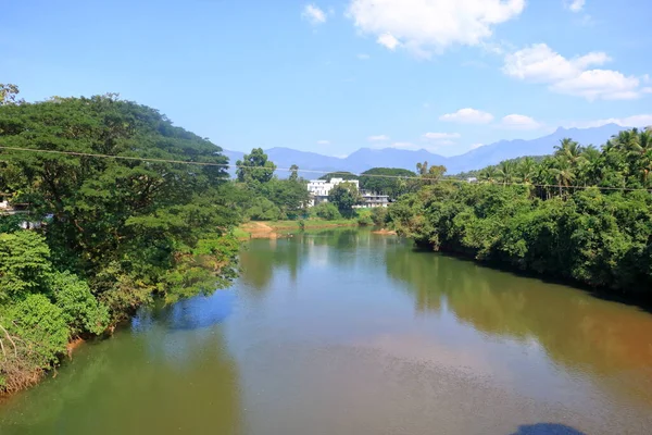 Stock image View from the top of the Kuttyady (Kuttiady, Kuttyadi) bridge to the river and Mountains, Khozikode, Kerala in India