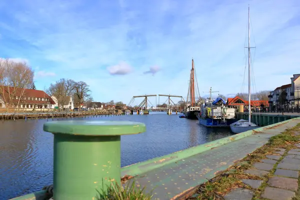 Ocak 2023 Almanya Wieck Greifswald Güzel Köyün Kışın Liman Köprüsü — Stok fotoğraf