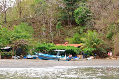 14 Mart 2023 - Kosta Rika 'daki Puerto Corrilla, Guanacaste: Turistler Pasifik Okyanusu' nda tekne yolculuğunun keyfini çıkarıyorlar
