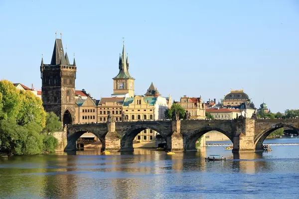 Julho 2023 Praga República Tcheca Belo Entorno Ponte Charles — Fotografia de Stock