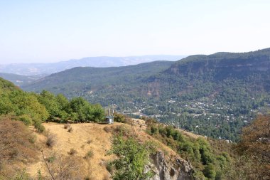 Kırgızistan 'ın Celal-Abad bölgesindeki Arslanbob köyü, Orta Asya