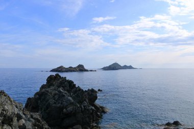 Illes Sanguinaires, Ceneviz Kulesi ve Pointe de la Parata 'ya bakın. Fransa' da Ajaccio, Korsika yakınlarında.
