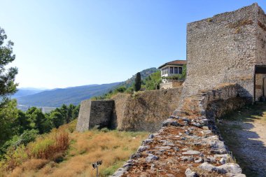 Arnavutluk 'taki eski Berat Berati kalesi