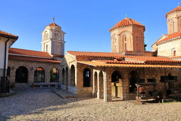 Kutsal tarihi kilise Sveti Naum Saint Naum Ohri Gölü kıyısında, Kuzey Makedonya