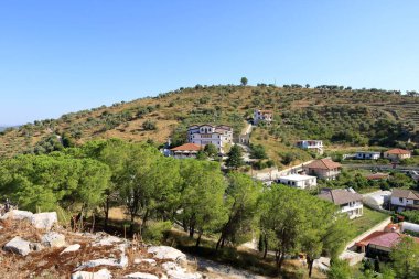 Arnavutluk 'un Berat Berati kentine yukarıdan manzara