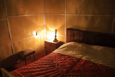 09 Eylül 2023 - Arnavutluk 'ta Tiran: Nükleer sığınak tarih müzesine dönüştürüldü. Kötü, karanlık bir tünel.