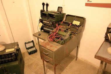 09 Eylül 2023 - Arnavutluk 'ta Tiran: Nükleer sığınak tarih müzesine dönüştürüldü. Kötü, karanlık bir tünel.