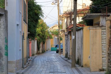 19 Eylül 2023 - Arnavutluk 'ta Şkoder: Şehir manzaraları, yaz aylarında sokaklardaki insanlar