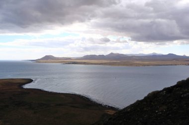 Lobos adasından Corralejo 'nun kumullarının manzarası.