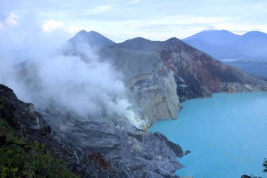 Kawah Ijen, Ijen kraterindeki zehirli göl. Java, Endonezya