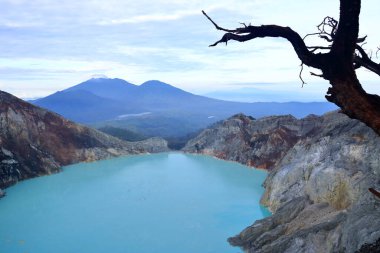 Kawah Ijen, Ijen kraterindeki zehirli göl. Java, Endonezya