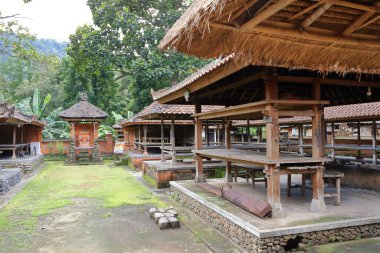 Endonezya 'da Candidasa, Bali yakınlarında Bali' nin orijinal insanlarının yaşadığı Tenganan Köyü.