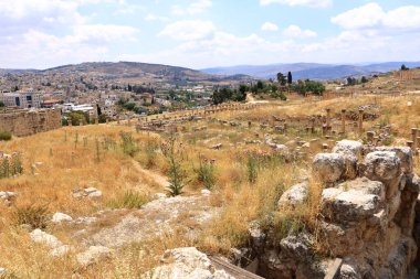 Ürdün 'deki Jerash - Mayıs 07 2024: Ürdün' ün Jerash kentindeki Roma harabeleri, Arkeoloji Müzesi - Orta Doğu 'da taş etkisi