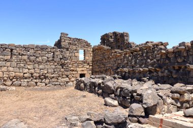 Orta doğu Ürdün 'deki Qasr Azraq Kalesi' nin kalıntıları, Amman 'ın 100 km doğusunda.