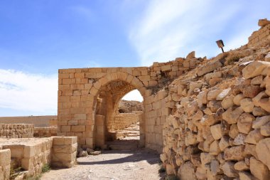 Ürdün 'deki Haçlı kalesi Shobak' ın içi harabeye döndü.