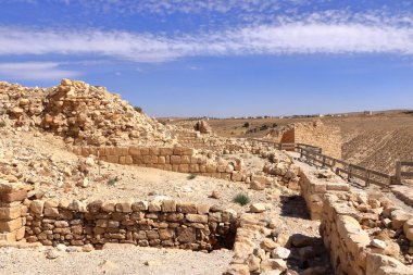 Ürdün 'deki Haçlı kalesi Shobak' ın içi harabeye döndü.