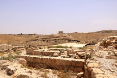 Herod Kalesi harabeleri, Machaerus, Ürdün 'deki güçlendirilmiş tepe sarayı.