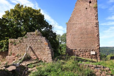 Fransa 'nın Alsace bölgesindeki Eguisheim Şatosu