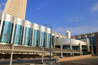 Kuveyt Şehri, Ortadoğu Kuveyt - Kasım 09 2024: Kuveyt Şehir Merkezi 'ndeki modern gökdelenler