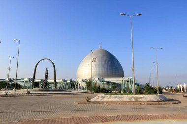 Chibayish, Chabaish, Nasiriya, Irak - 11 Kasım 2024: Bataklıktaki Araplar için dışarıdan şehit anıtı