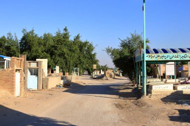 Necef, Nadscu Irak 'ta - 13 Kasım 2024: Wadi-us-Salaam Müslüman mezarlığı, dünyanın en büyüğü