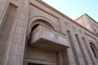 Hillah, Babylon Irak 'ta - 13 Kasım 2024: Eski Irak Cumhurbaşkanı Saddam Hüseyin' in sarayı Antik Babil şehrinde dışarıdan