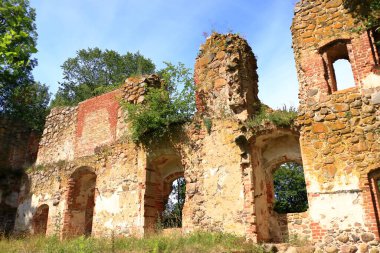 Mecklenburg-Vorpommern 'deki Putzar şatosu harabesi, Almanya, Avrupa
