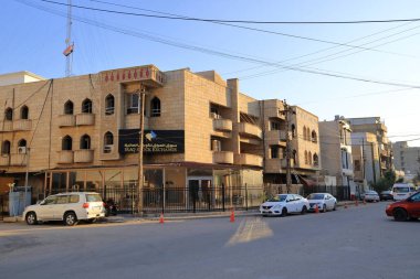 Bağdat, Irak 'ta Bağdat - 14 Kasım 2024: Sokaklarda arabalarla her gün