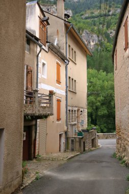 Sainte-Enimie köyünün güzel sokakları Fransa 'da Gorges du Tarn, Avrupa