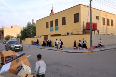 Basra, Irak 'ta Basrah - 10 Kasım 2024: Eski şehir, tarihi Ashar Mahallesi' nin imaları